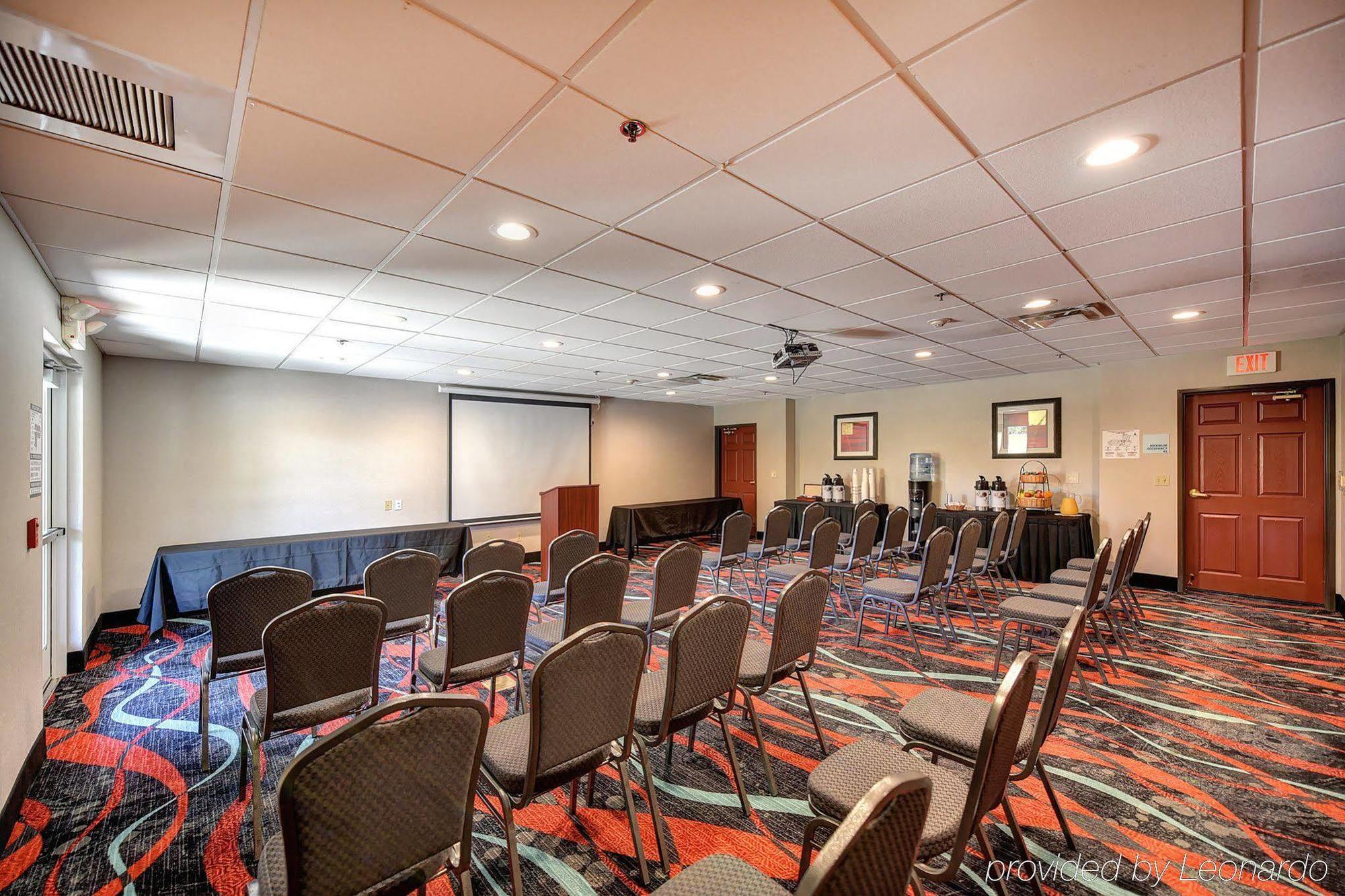 Holiday Inn Express Hotel & Suites Manteca By Ihg Eksteriør bilde