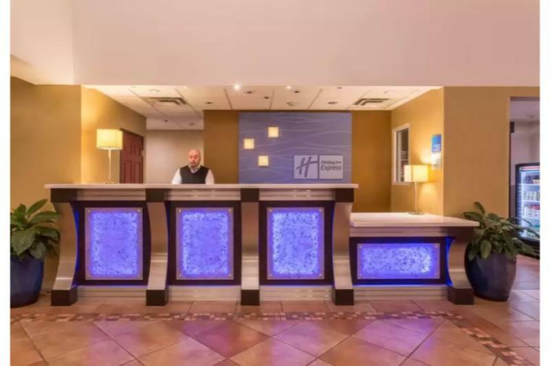 Holiday Inn Express Hotel & Suites Manteca By Ihg Eksteriør bilde