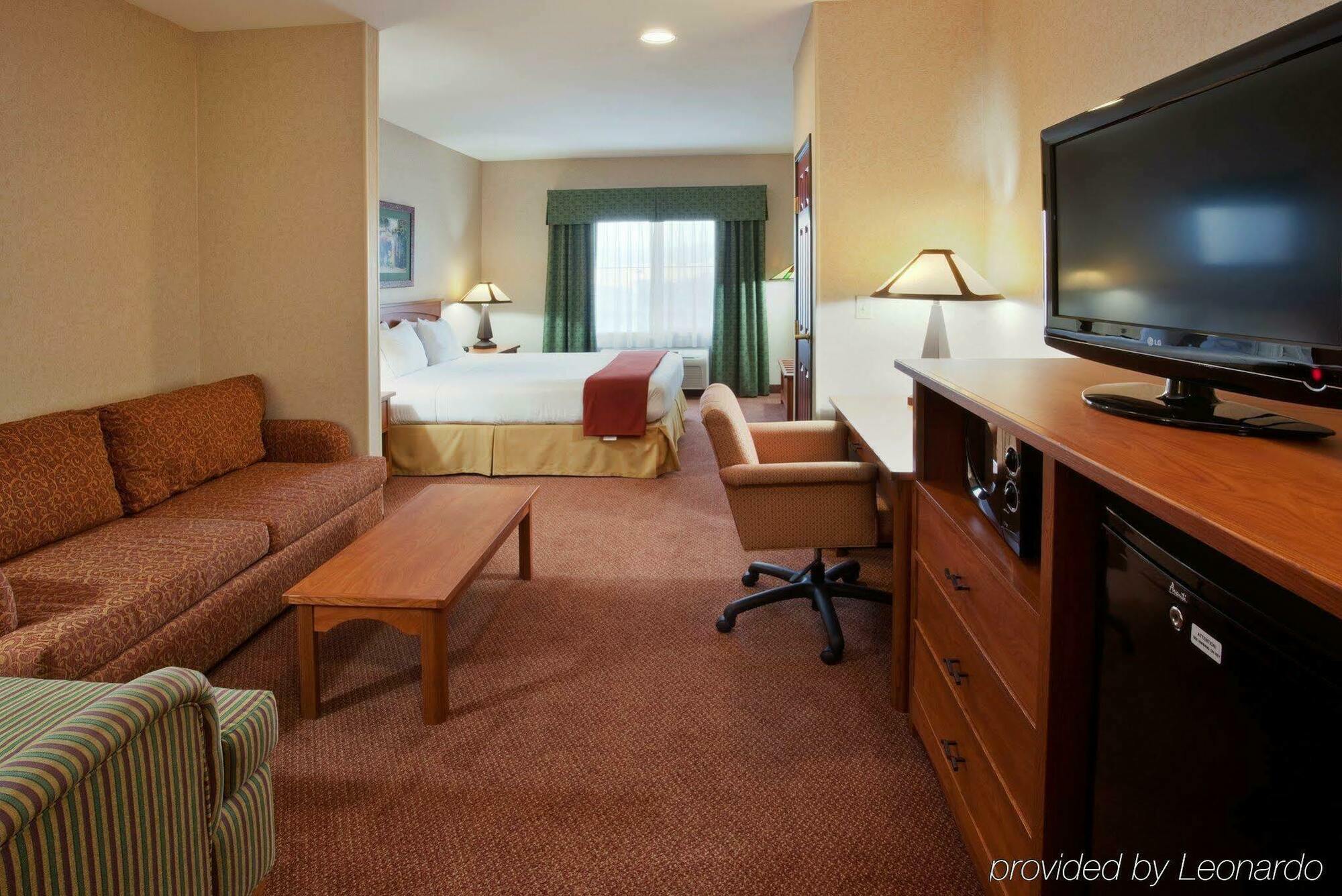 Holiday Inn Express Hotel & Suites Manteca By Ihg Eksteriør bilde