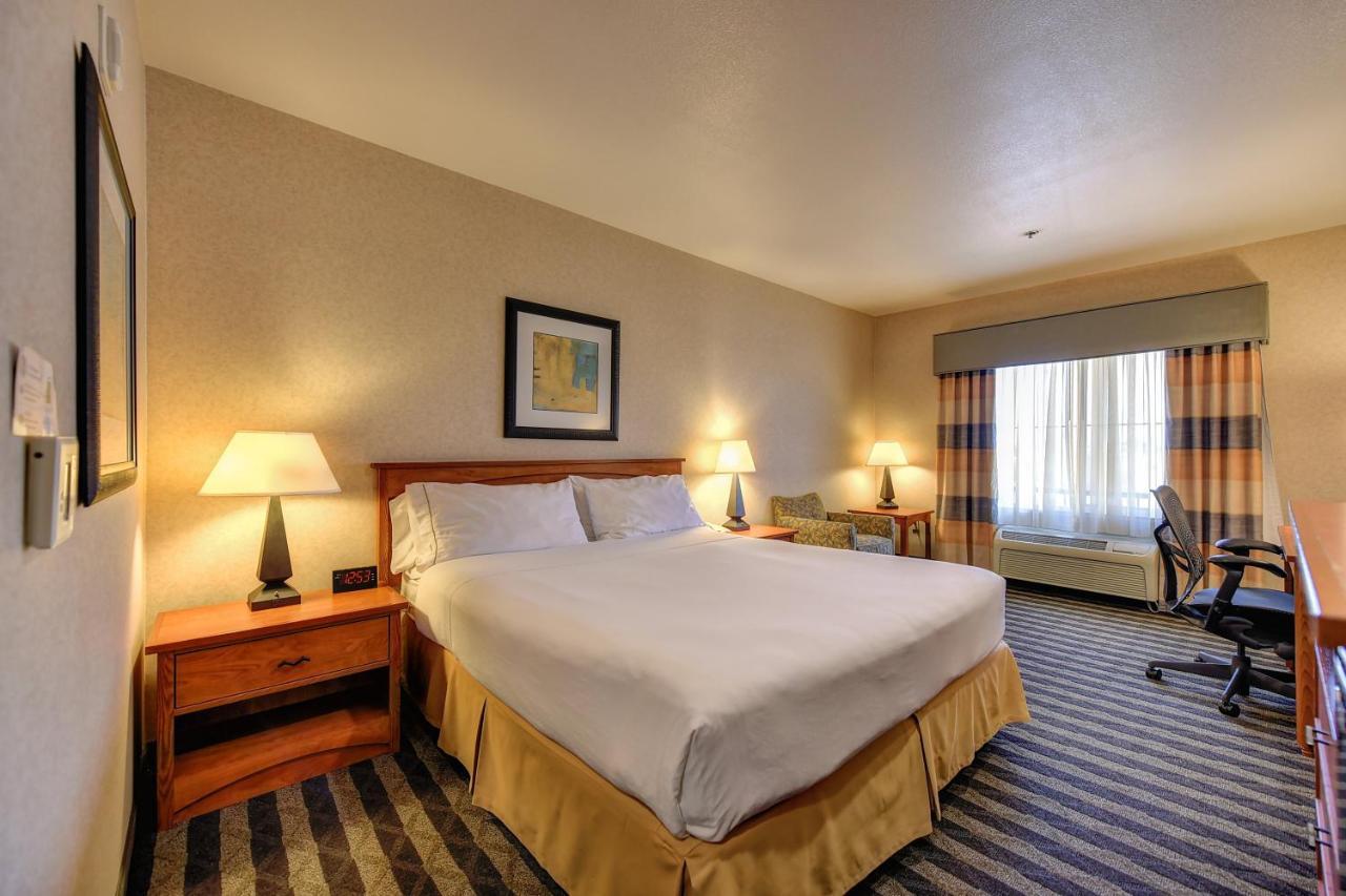 Holiday Inn Express Hotel & Suites Manteca By Ihg Eksteriør bilde