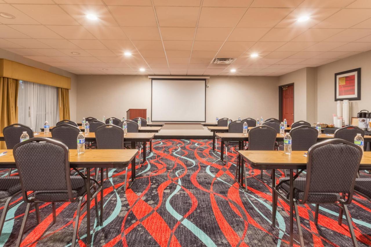 Holiday Inn Express Hotel & Suites Manteca By Ihg Eksteriør bilde