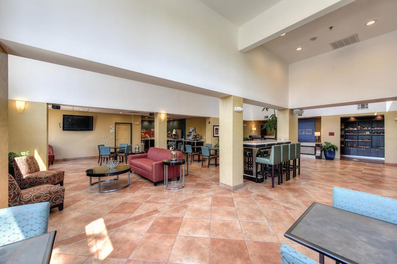 Holiday Inn Express Hotel & Suites Manteca By Ihg Eksteriør bilde