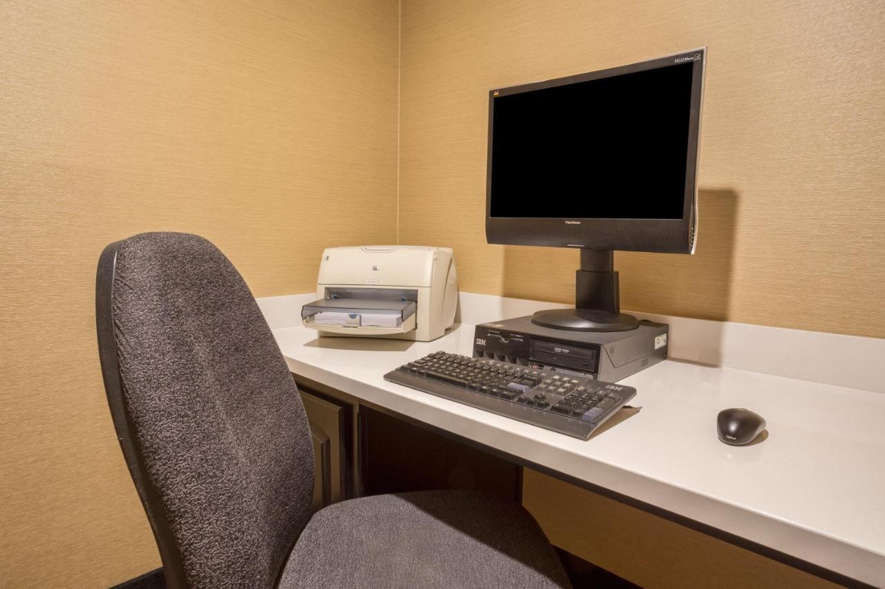 Holiday Inn Express Hotel & Suites Manteca By Ihg Eksteriør bilde